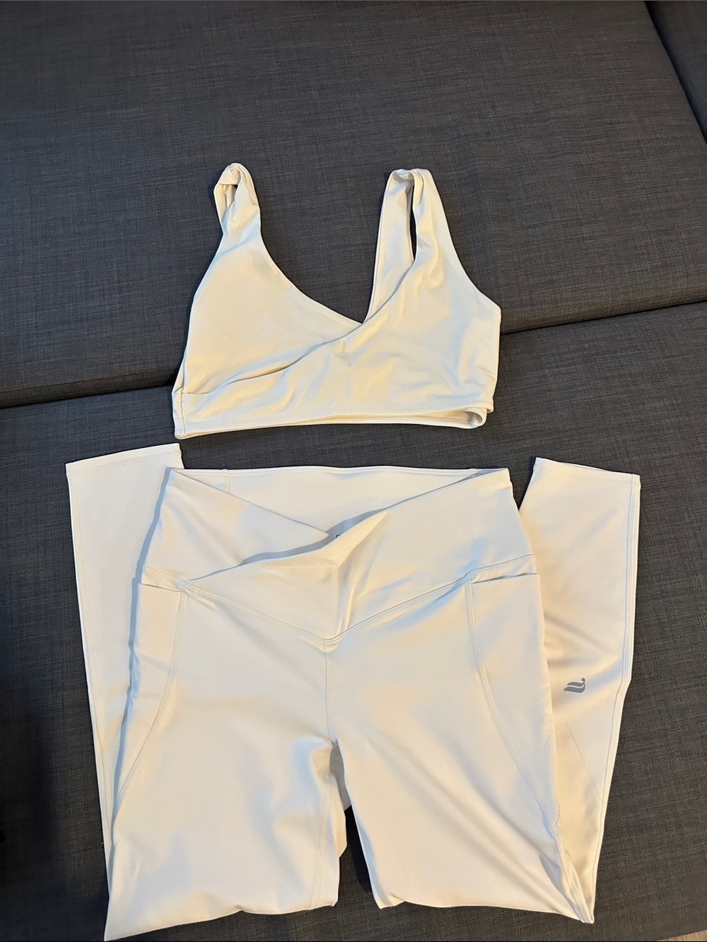 Fabletics Cream V-Neck Sports Bra and Leggings Set, ankle length